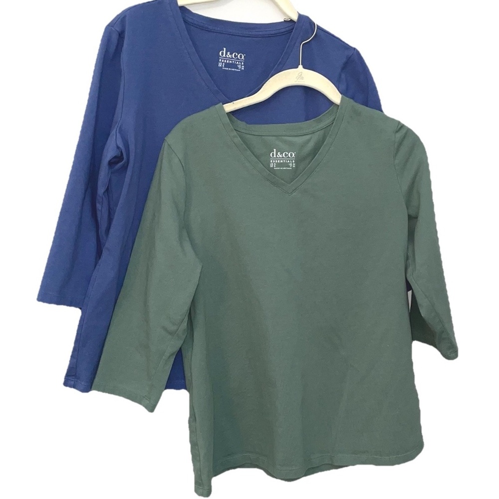 2 Denim & Co V Neck T Shirts 3/4 Sleeves EUC Green & Blue